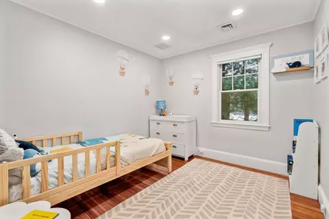 Bedroom - 19 Mayo Ave, Needham, MA 02492 photo 4 of 5