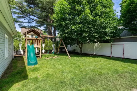 Exterior - 19 Mayo Ave, Needham, MA 02492 photo 7 of 7