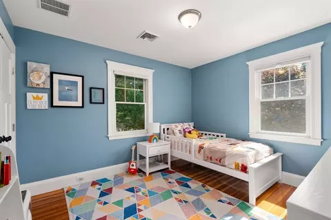 Bedroom - 19 Mayo Ave, Needham, MA 02492 photo 3 of 5