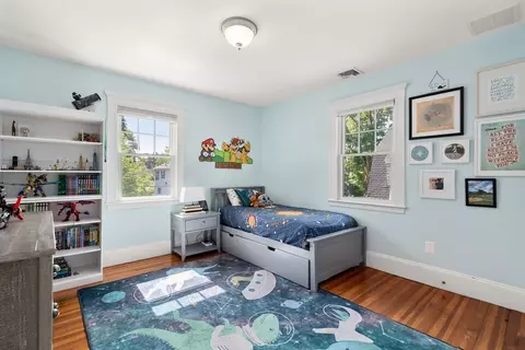 Bedroom - 19 Mayo Ave, Needham, MA 02492 photo 5 of 5