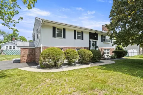 8 Main St, Wilmington, MA 01887