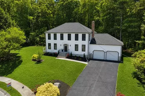 23 Juniper Rd, Franklin, MA 02038