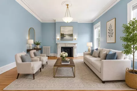 Living - 17 High St #2, Brookline, MA 02445 photo 2 of 5