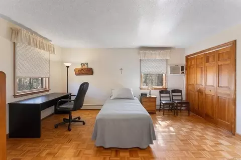 Bedroom - 41 Margaret Henry Rd, Killingly, CT 06239 photo 6 of 6