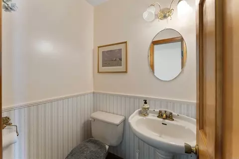 Bath - 41 Margaret Henry Rd, Killingly, CT 06239 photo 1 of 4