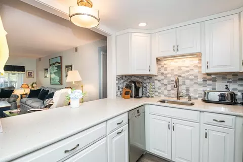 Kitchen - 30 Conant St #1B, Beverly, MA 01915 photo 4 of 6