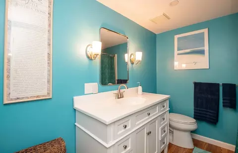 Bath - 30 Conant St #1B, Beverly, MA 01915 photo 3 of 5