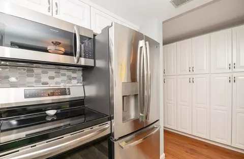 Kitchen - 30 Conant St #1B, Beverly, MA 01915 photo 5 of 6