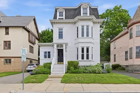 4 Lombard St, Boston, MA 02124