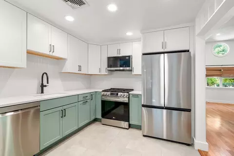 15 Central St, Acton, MA 01720 photo 11