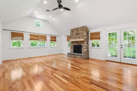 15 Central St, Acton, MA 01720 photo 6