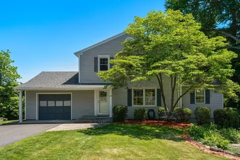 25 Everett Ave, Belchertown, MA 01007
