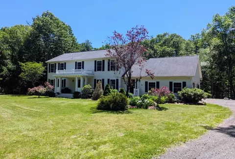 60 Prospect St, Ipswich, MA 01938