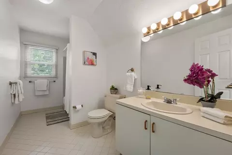 17 Bay Pointe Dr Ext #17, Buzzards Bay, MA 02532 photo 23