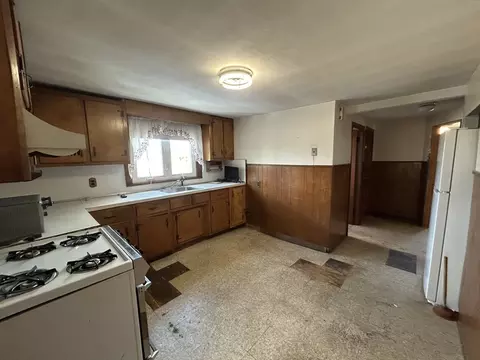 29 Oakland Ave, Everett, MA 02149 photo 19