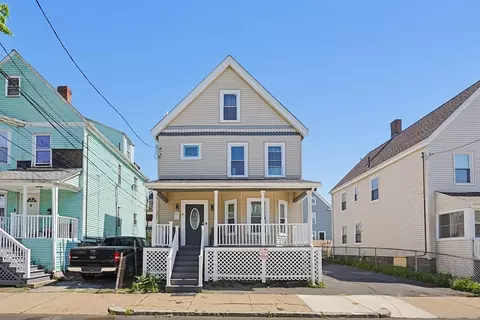 14 Oakhurst St, Boston, MA 02124