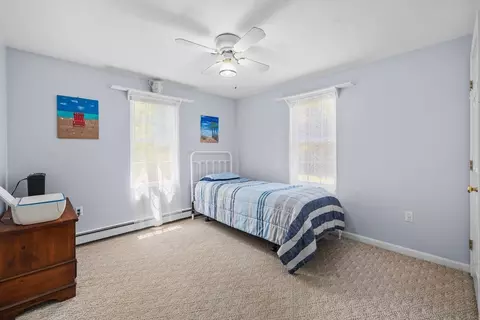 Bedroom - 30 Minot Ave, Wareham, MA 02571 photo 5 of 6