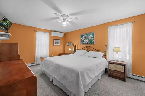 Bedroom - 30 Minot Ave, Wareham, MA 02571 photo 2 of 6