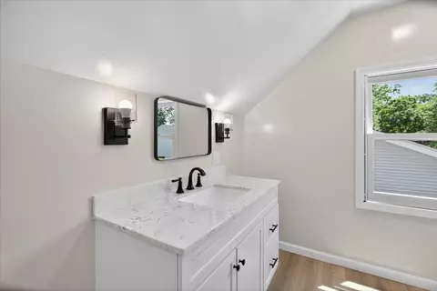 Bath - 163 Powell Ave, Springfield, MA 01118 photo 2 of 6