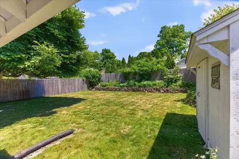 Exterior - 163 Powell Ave, Springfield, MA 01118 photo 4 of 12