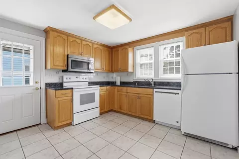 Kitchen - 31 Beech St, Dedham, MA 02026 photo 2 of 3