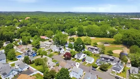 View/Area - 31 Beech St, Dedham, MA 02026 photo 3 of 4