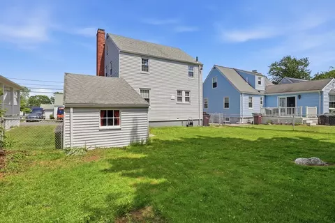 Exterior - 31 Beech St, Dedham, MA 02026 photo 7 of 7