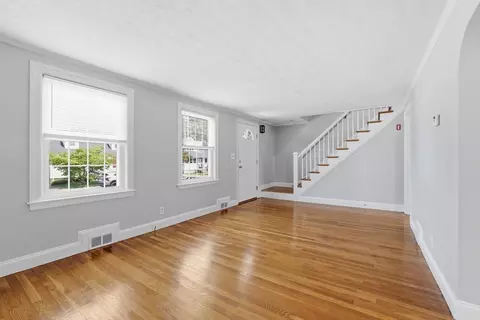 Living - 31 Beech St, Dedham, MA 02026 photo 4 of 6