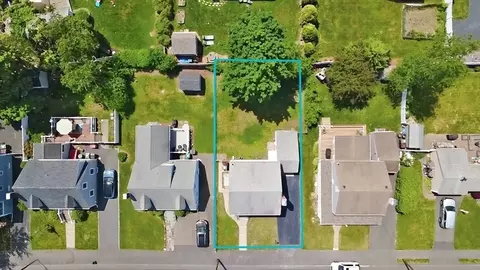 View/Area - 31 Beech St, Dedham, MA 02026 photo 1 of 4