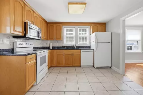 Kitchen - 31 Beech St, Dedham, MA 02026 photo 3 of 3