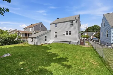 Exterior - 31 Beech St, Dedham, MA 02026 photo 3 of 7