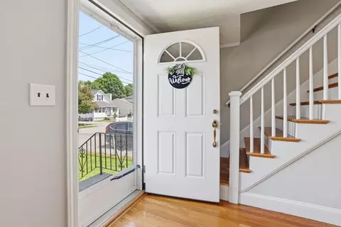 Entry Way - 31 Beech St, Dedham, MA 02026 photo 1 of 3