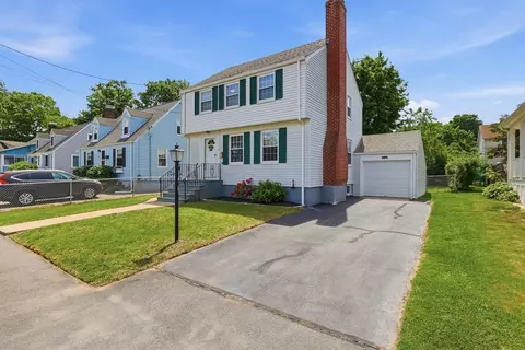 Exterior - 31 Beech St, Dedham, MA 02026 photo 2 of 7
