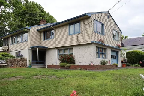 22 Burdett Rd, Lynn, MA 01904