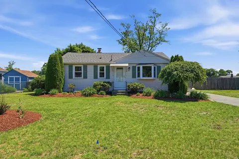 36 Vadnais St, Agawam, MA 01001