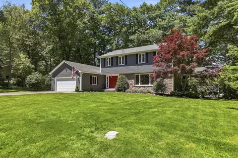 25 Revolutionary Rd, Acton, MA 01720