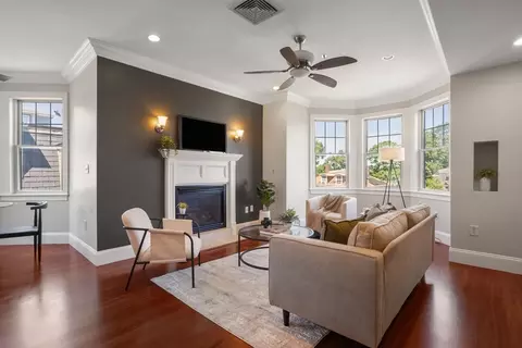 87 Dix St #8, Boston, MA 02122