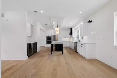 Entry Way - 4 Eagleton S, Spencer, MA 01562 photo 2 of 4