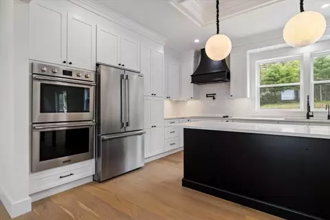 Kitchen - 4 Eagleton S, Spencer, MA 01562 photo 2 of 4