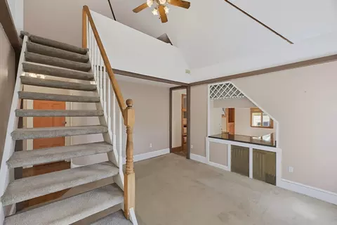 Living - 173 High St, Reading, MA 01867 photo 8 of 8