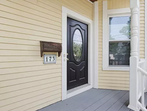 Exterior - 173 High St, Reading, MA 01867 photo 9 of 9