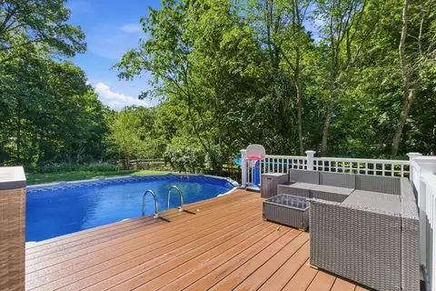 51 Grove St, Reading, MA 01867 photo 31