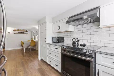 51 Grove St, Reading, MA 01867 photo 7