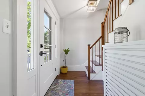 51 Grove St, Reading, MA 01867 photo 2