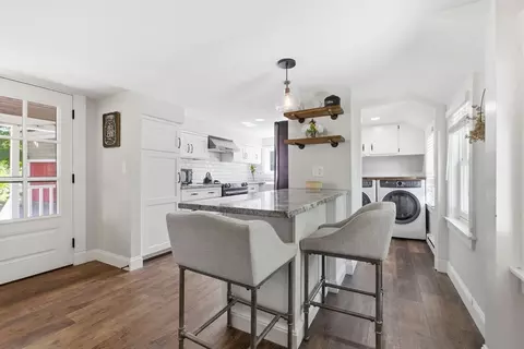 51 Grove St, Reading, MA 01867 photo 3