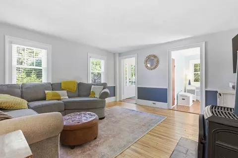 51 Grove St, Reading, MA 01867 photo 13