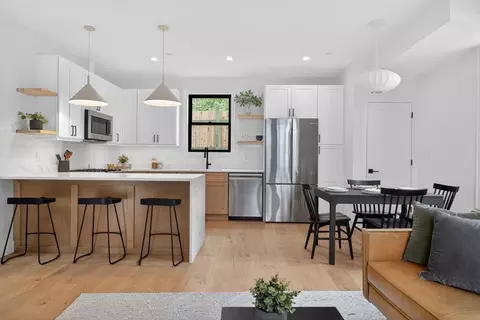 22 Spring Hill Ter #22, Somerville, MA 02143