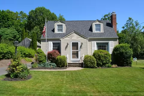 20 Exeter St, West Springfield, MA 01089