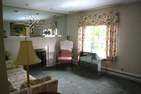 20 Exeter St, West Springfield, MA 01089 photo 12