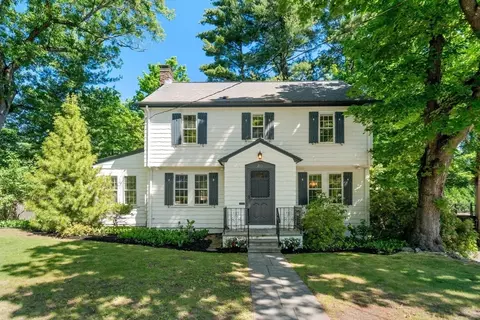 215 Dorset Rd, Newton, MA 02462
